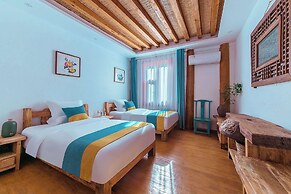 Lijiang half yard hotel