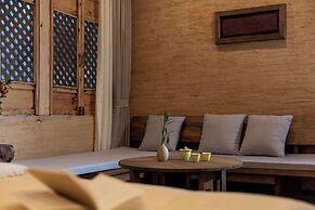 Lijiang half yard hotel