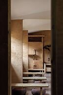 Lijiang half yard hotel