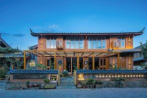 Lijiang half yard hotel