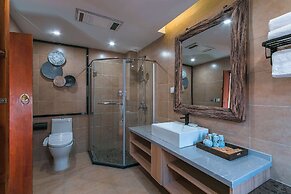 Lijiang half yard hotel