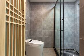 Lijiang half yard hotel