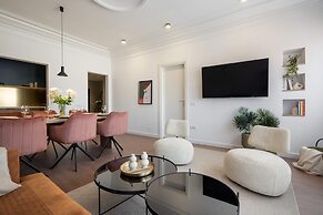 Spacious 3BR by Cismigiu Gardens