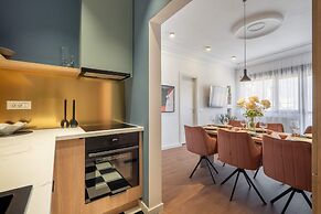 Spacious 3BR by Cismigiu Gardens