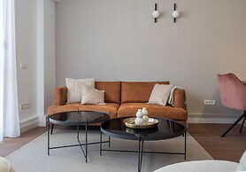 Spacious 3BR by Cismigiu Gardens