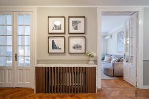 Elegant 3BR by the Romanian Athenaeum