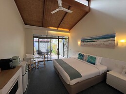Nautilus Beach Resort by Charlesworth