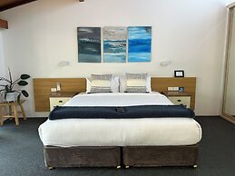 Nautilus Beach Resort by Charlesworth