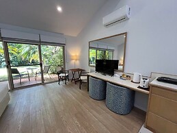 Nautilus Beach Resort by Charlesworth