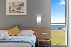 Nautilus Beach Resort by Charlesworth