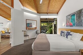 Nautilus Beach Resort by Charlesworth
