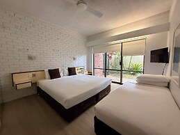 Nautilus Beach Resort by Charlesworth