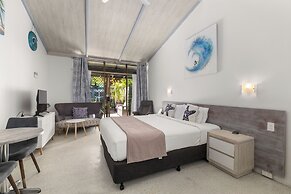 Nautilus Beach Resort by Charlesworth