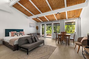 Nautilus Beach Resort by Charlesworth