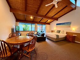 Nautilus Beach Resort by Charlesworth