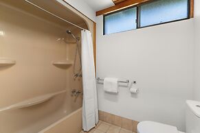 Nautilus Beach Resort by Charlesworth