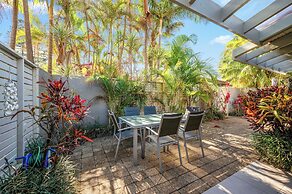 Charlesworth Nautilus Beach Resort