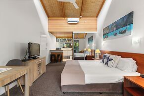 Nautilus Beach Resort by Charlesworth
