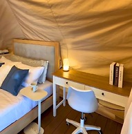 Floating Home in Reef Resort Unit 5
