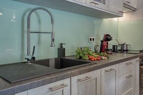 Stone Villa Galant with Pool