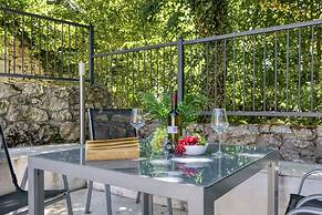 Stone Villa Galant with Pool