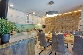 Stone Villa Galant with Pool