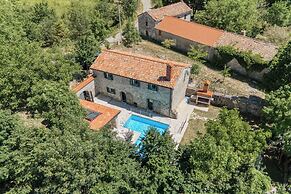 Stone Villa Galant with Pool