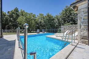 Stone Villa Galant with Pool