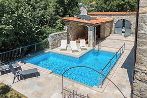 Stone Villa Galant with Pool