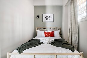 Belmont - 2 Bedroom Apartment in Athens