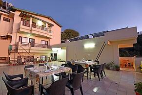 Green Roof Hotel Nainital