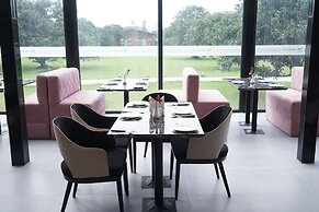 Mamaya Resort & Spa By Four Leaf Hotels