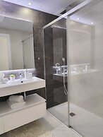 Sunset Cliffs Residence