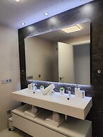 Sunset Cliffs Residence