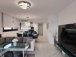 Sunset Cliffs Residence