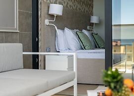 Sunset Cliffs Residence