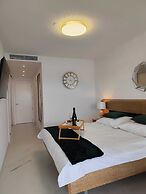 Sunset Cliffs Residence