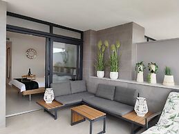 Sunset Cliffs Residence