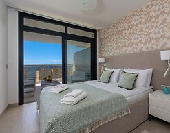 Sunset Cliffs Residence