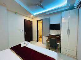 Embrace luxury Hotel & Banquet