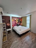 V Garden Hotel by Minsu