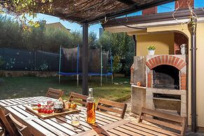 Holiday House with Pool Villa Seabird