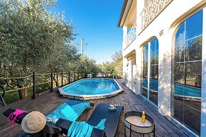Holiday House with Pool Villa Seabird