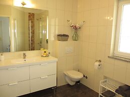 Holiday House with Pool Villa Seabird