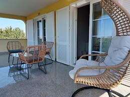 Holiday House with Pool Villa Seabird