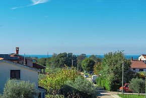Holiday House with Pool Villa Seabird
