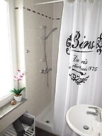 Holiday House with Pool Villa Seabird