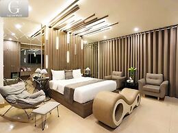 GRAD Queen Luxury Hotel