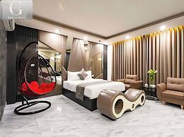 GRAD Queen Luxury Hotel