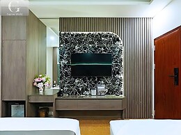 GRAD Queen Luxury Hotel